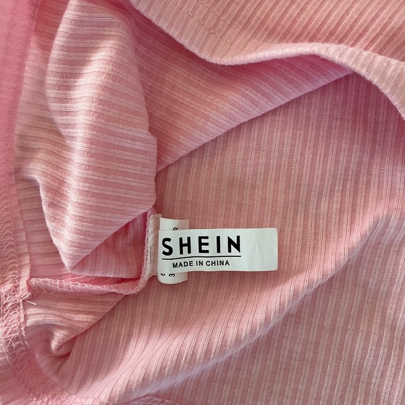 Bundle of Women's Crop Sleeveless Ribbed Tops x 6 - Picture 5 of 16